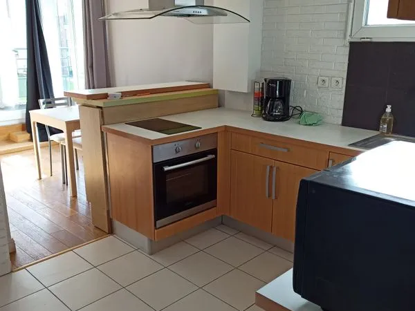 Appartement meublé St Pierre 35m² avec terrasse et place de parking