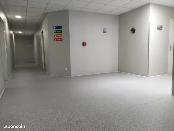 Local commercial 74 m²