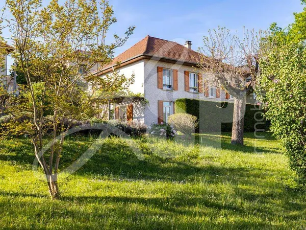 Maison 5 pièces 177 m²