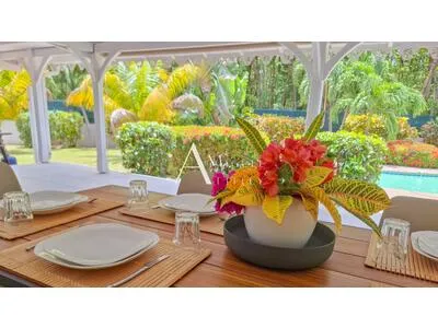 Une villa créole qui fait battre le coeur (Sainte-Anne)
