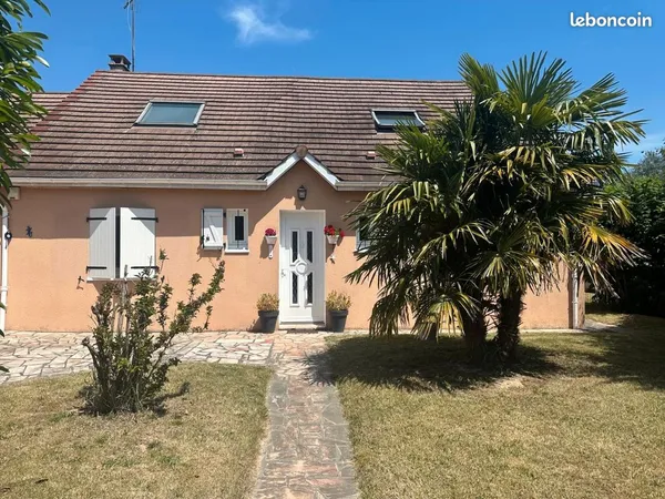 Maison familiale avec volumes exceptionnels
