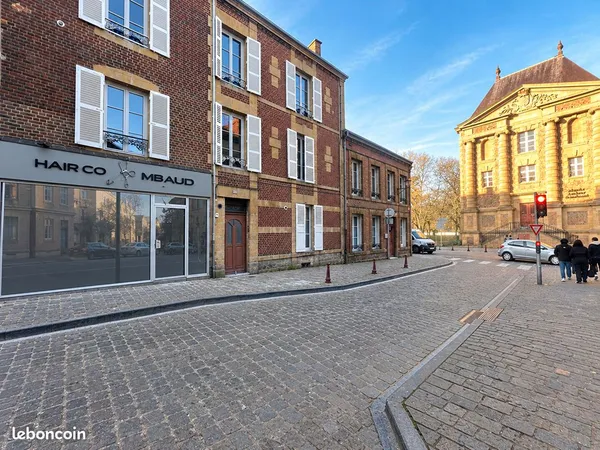 Local commercial 34 m² CHARLEVILLE MEZIERES