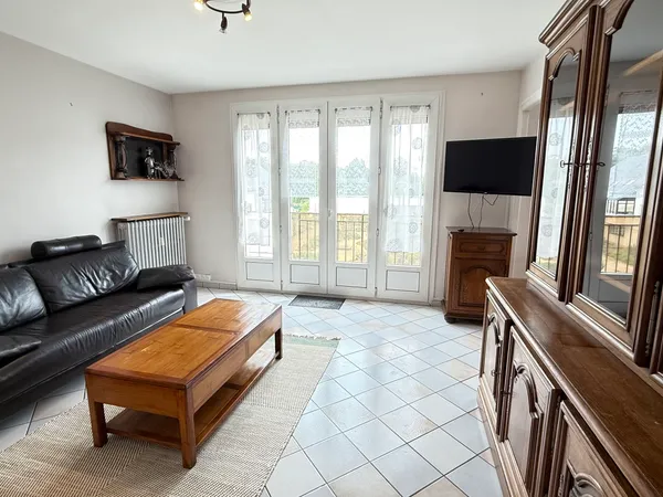 Loue appartement 75m² meublé idéal colocation étudiants Caen