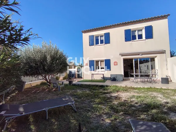 Vedène - Maison R+1 de 115 m² - 4 chambres - Jardin - Stationnement