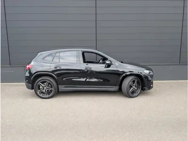 Mercedes Gla 250 e — photo 6