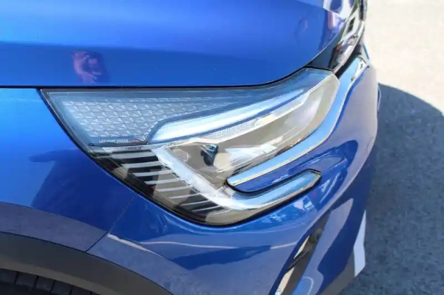 Renault Captur tce 155 edc fap — photo 32