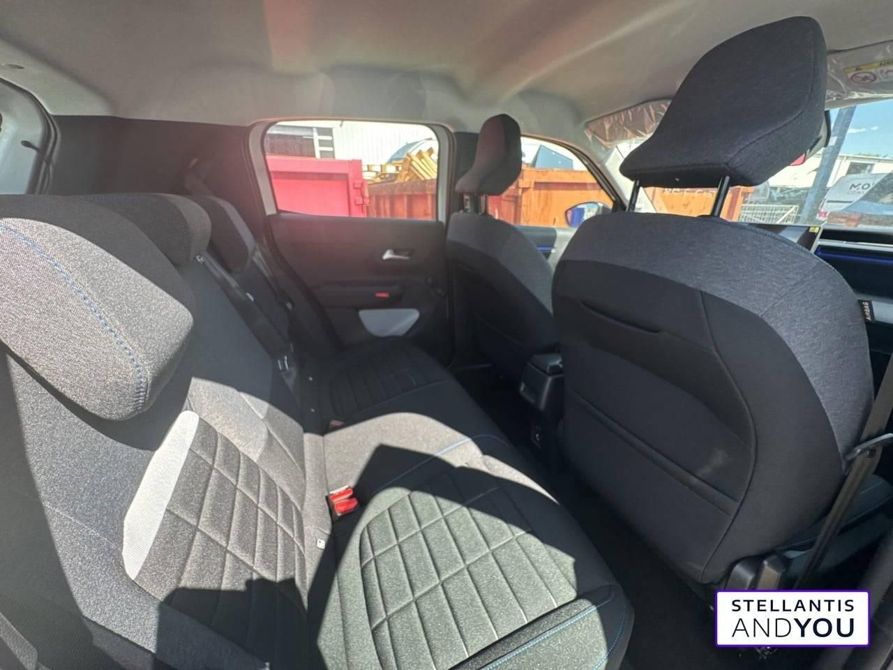 Citroën C3 hybride 110 ch automatique plus — photo 9