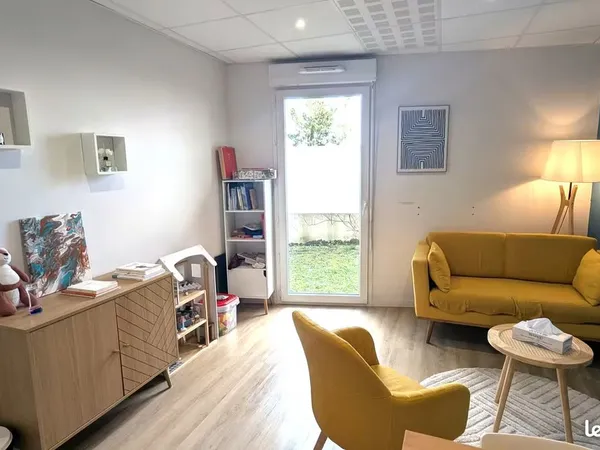 Location bureau dans un cabinet paramédical à Eysines