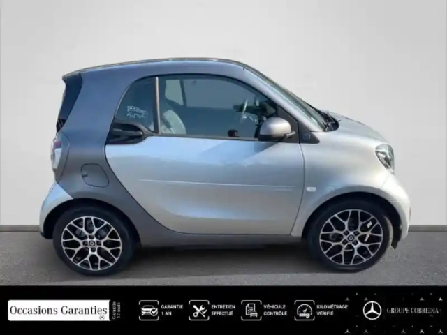 Smart Fortwo coupe eq 82ch prime — photo 4