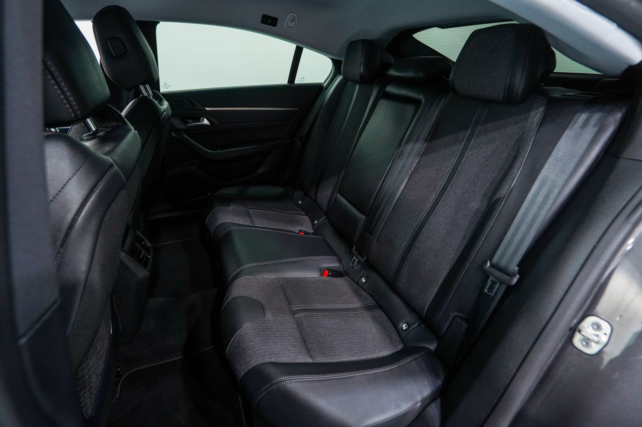 Peugeot 508 — photo 32