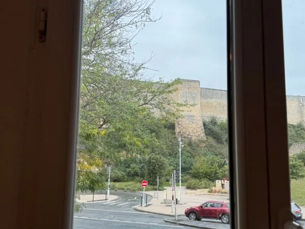 Charmant Appartement en triplex - Colocation (1 chambre disponible)