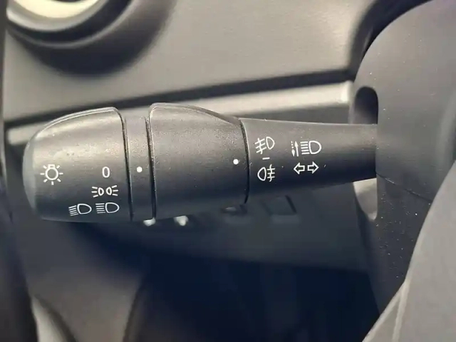 Renault Captur dci 90 e6c — photo 36