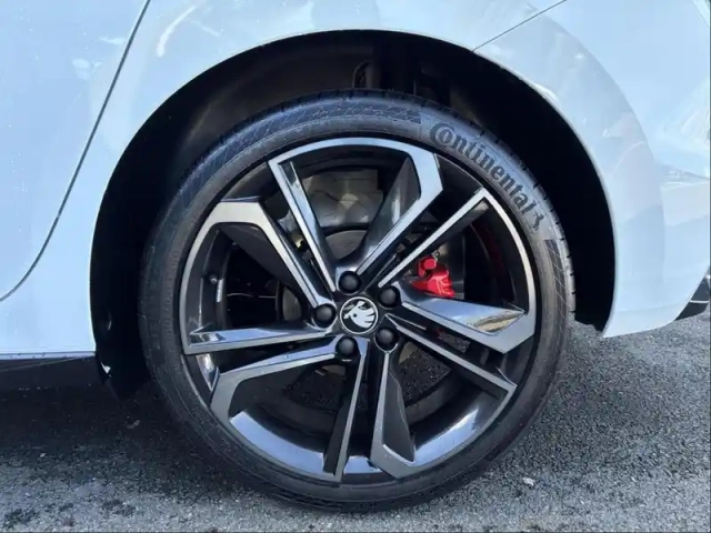 Skoda Fabia 1.5 tsi evo2 177ch '130' dsg7 — photo 20