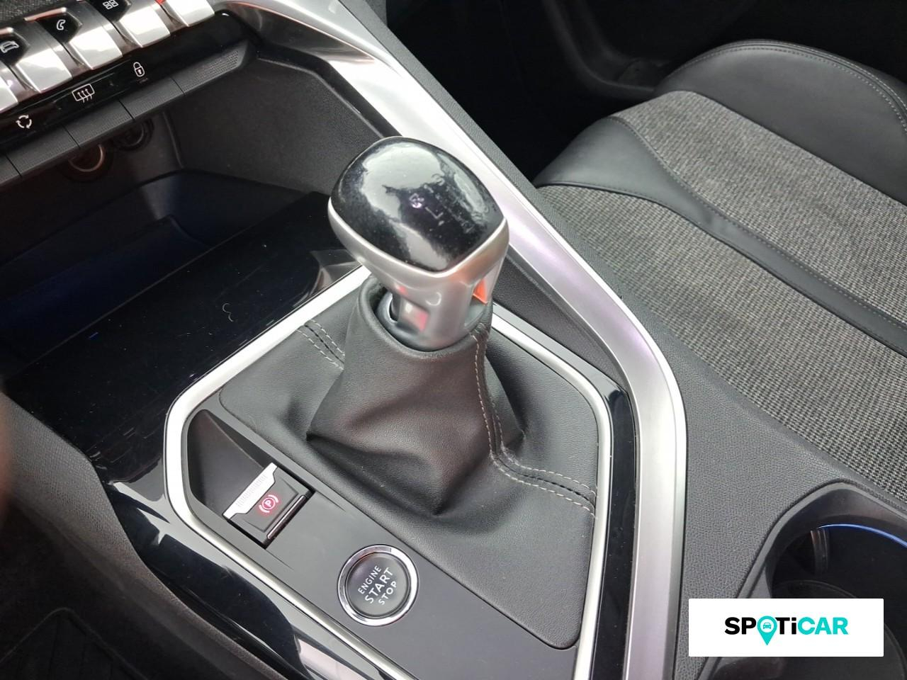 Peugeot 3008 1.2 puretech 130ch e6.c allure s&s — photo 14