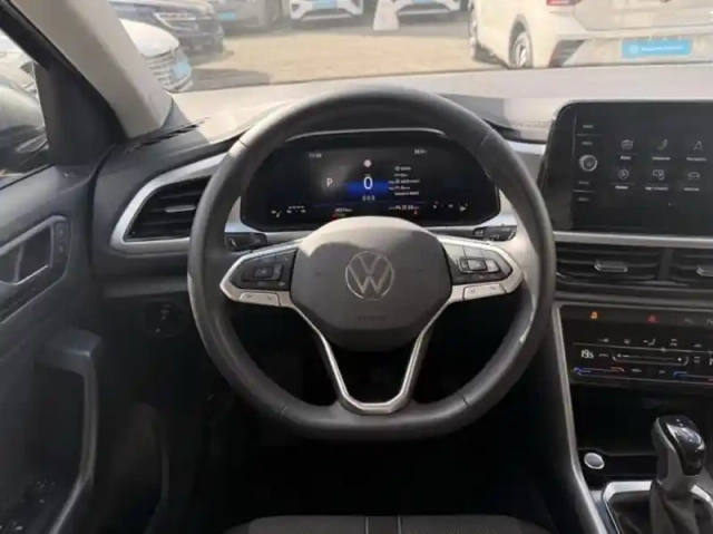 Volkswagen T-Roc 1.5 tsi evo2 150ch vw edition dsg7 — photo 8