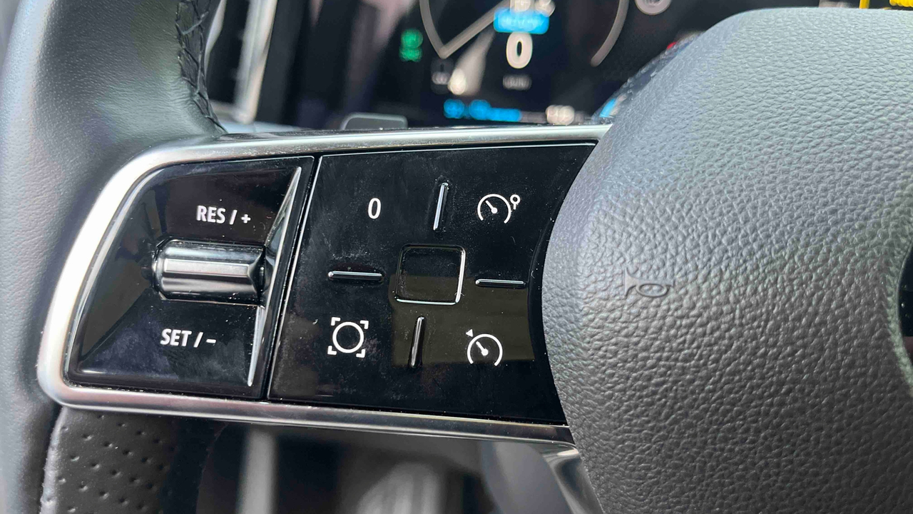 Renault Megane E-Tech EV40 130ch standard charge — photo 19