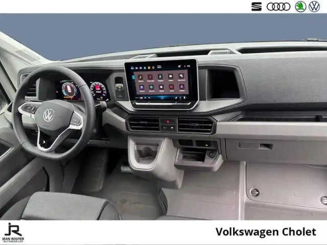 Volkswagen Crafter van 35 l3h3 2.0 tdi 140 ch bva — photo 8