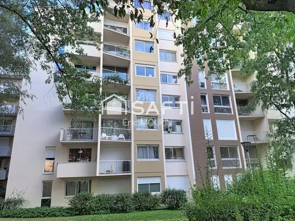 Ce jolie appartement lumineux, pour un investisseur ou une famille