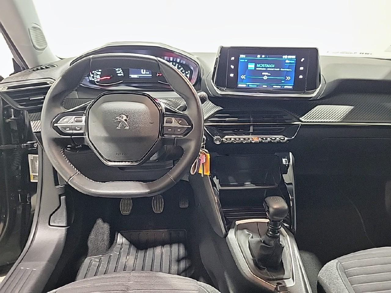 Peugeot 2008 puretech 100 s&s bvm6 style — photo 12