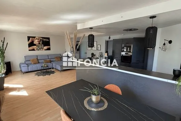 Appartement 3 pièces 116 m²