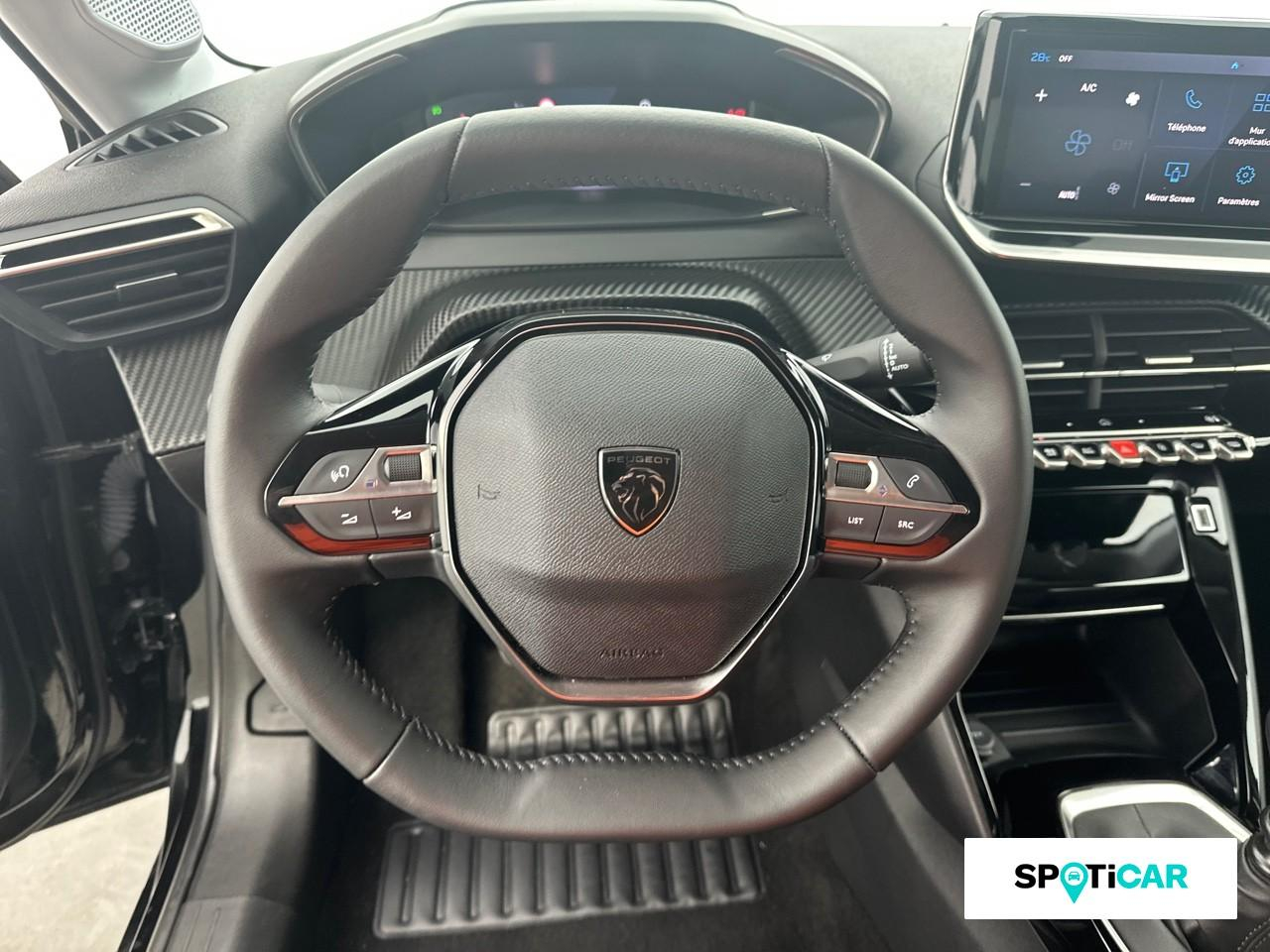 Peugeot 208 1.2 100ch s&s allure — photo 12