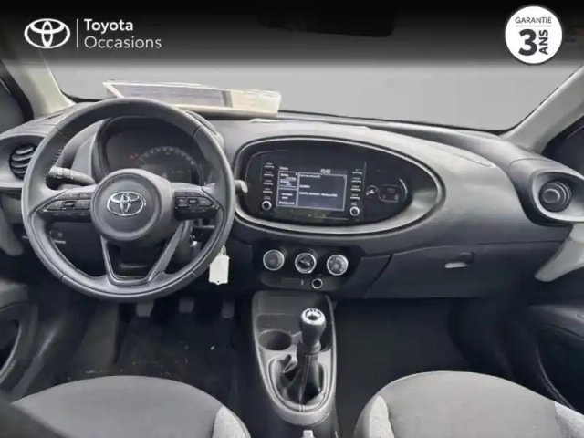 Toyota Aygo x 1.0 vvt-i 72ch dynamic my23 — photo 8