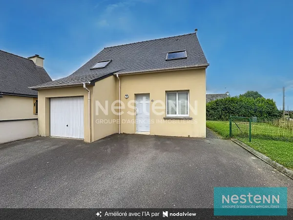 Maison à vendre bourg de Pommeret - Maison de 2008 dans le bourg de Pommeret, profitant de trois cha
