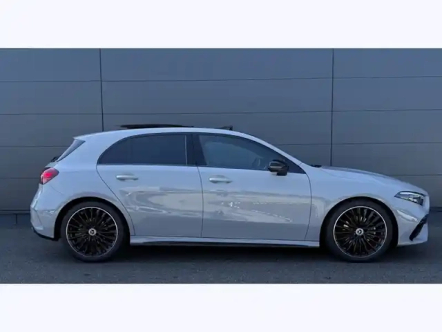 Mercedes Classe A 200 d amg exclusive design — photo 6