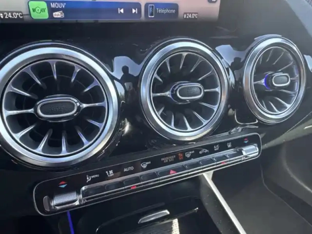 Mercedes Gla 250 e hybrid eq amg line — photo 13