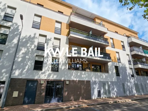 Superbe T3 Récent (63 m²) avec Balcon et 2 Parkings  Saint-
