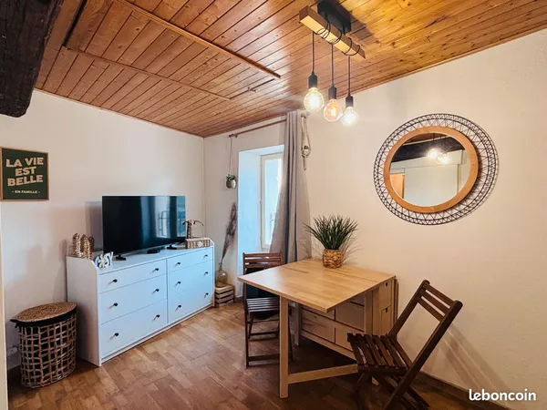 Studio Meublé - LOCATION ANNÉE SCOLAIRE UNIQUEMENT