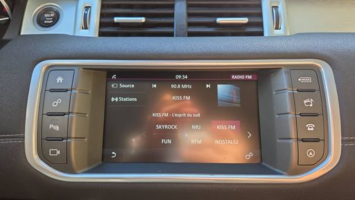 Land Rover Range Rover Evoque 2.0 TD4 180 AWD BVA9 - SE Dynamic – 2018 – 81562 km – Diesel – Boîte Automatique — photo 35