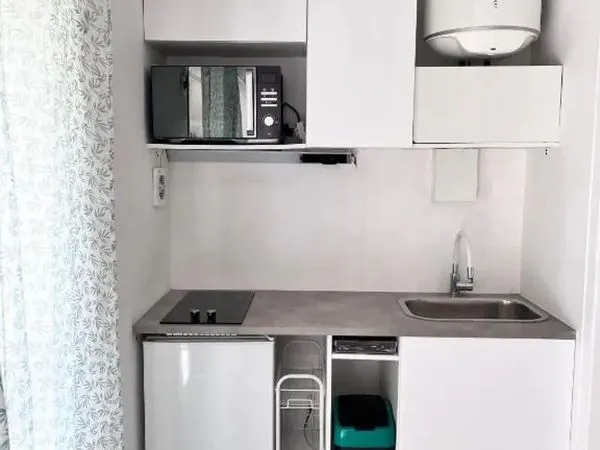 Studio meublé 24m2 avec vue sur mer à Le Gosier (97190)