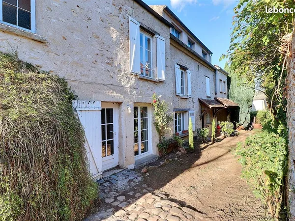 Propriété 9 pièces 249 m²