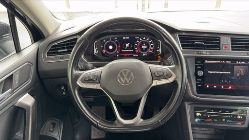 Volkswagen Tiguan ALLSPACE 2.0 TDI 150 - Life Business – 2022 – 198154 km – Diesel – Boîte Manuelle — photo 40
