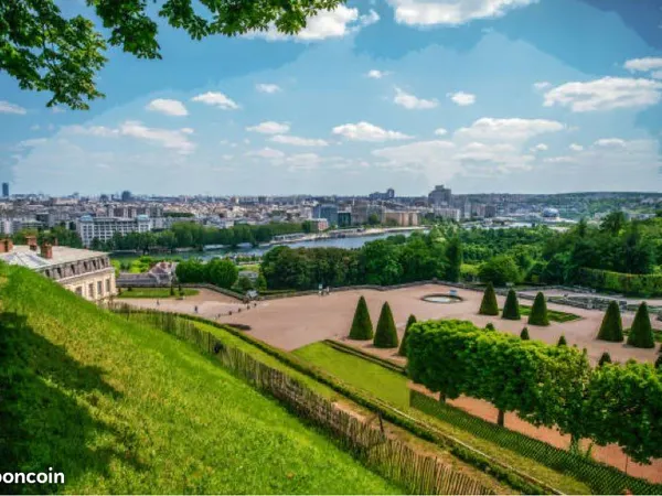Maison ST CLOUD OFF MARKET