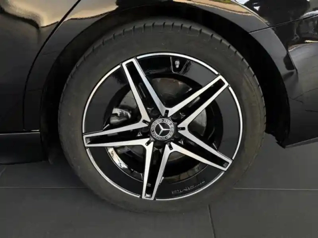 Mercedes Classe C 220 d berline amg lin — photo 29
