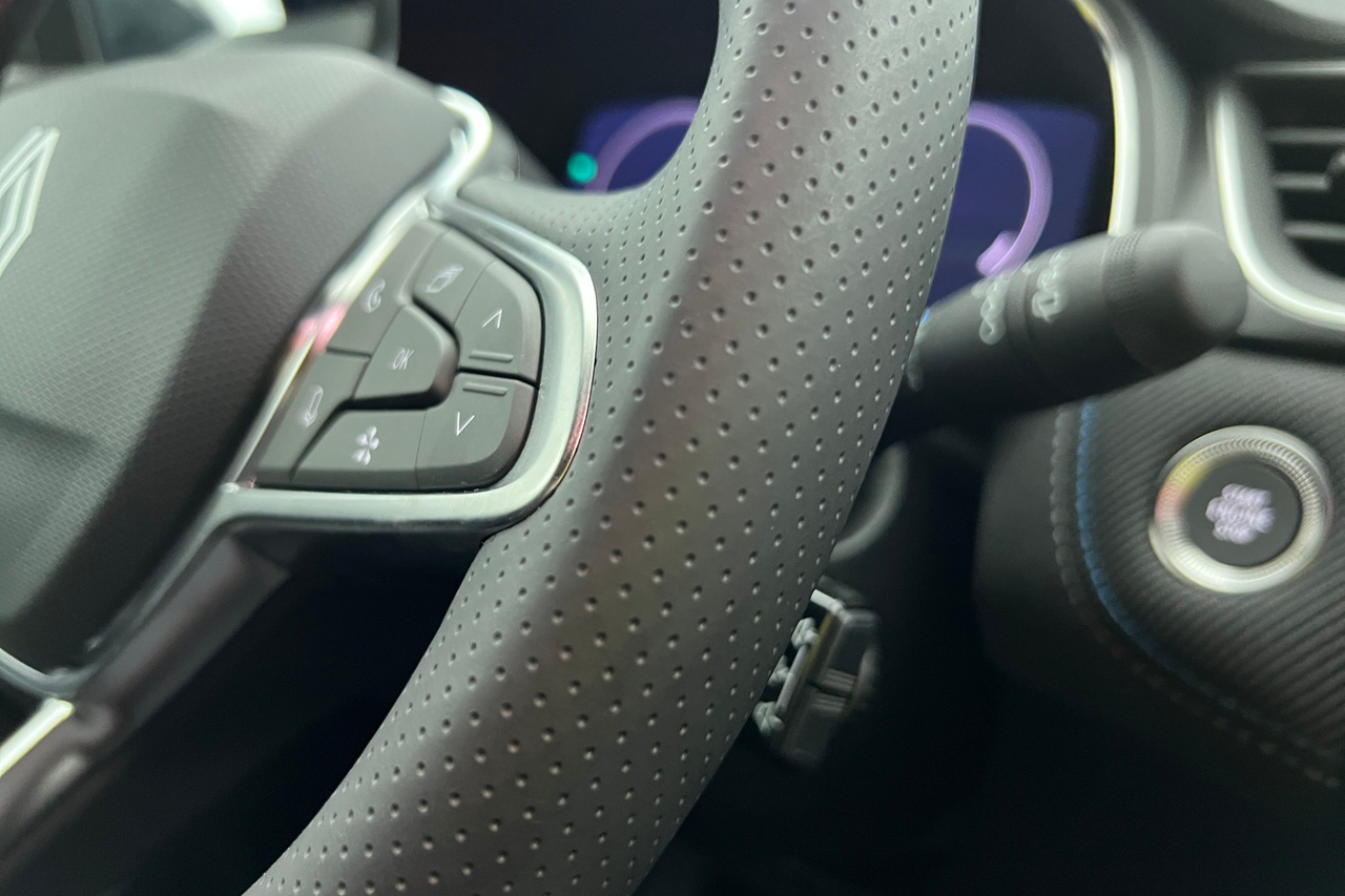 RENAULT Captur E-Tech full hybrid 160 ch — photo 17