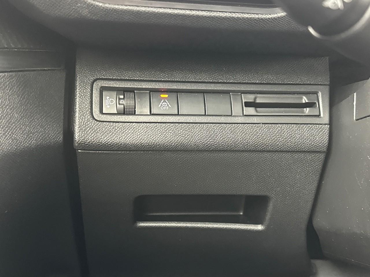 Peugeot 3008 puretech 130ch s&s bvm6 style — photo 16