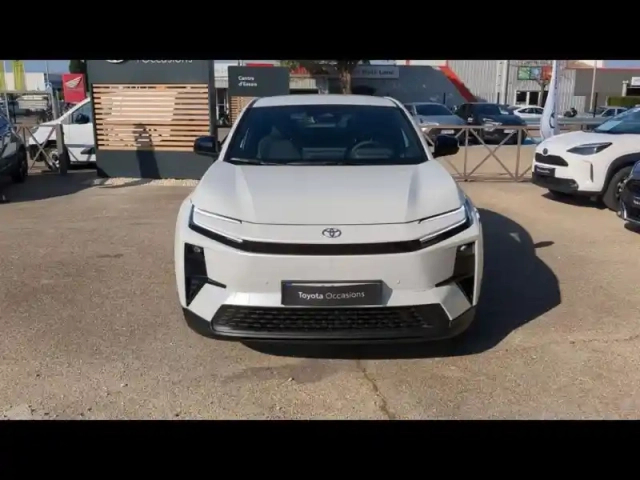 Toyota C-Hr + 224ch 77kwh design grande autonomie — photo 8