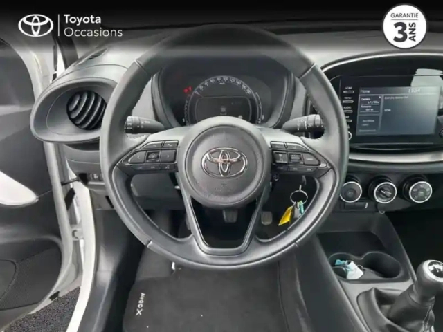 Toyota Aygo X 1.0 vvt-i 72ch dynamic my23 — photo 9