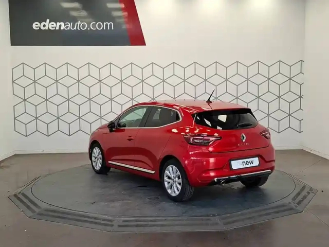 Renault Clio tce 130 edc fap — photo 3
