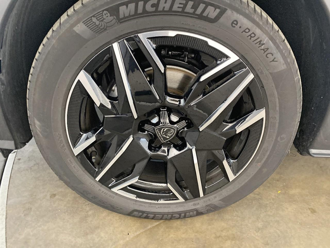 Peugeot 3008 hybrid 145 e-dcs6 gt — photo 11