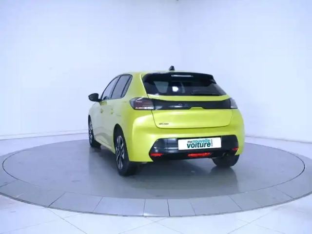 Peugeot 208 puretech 100 s&amp;s bvm6 — photo 7