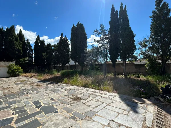 Terrain 321 m²