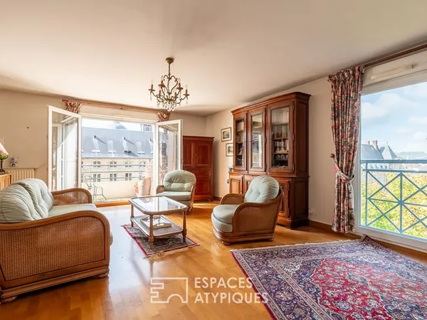 Appartement avec vue sur l'hôtel Dieu, terrasse et garage fermé
