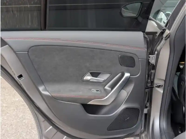 Mercedes Cla 200 d — photo 17