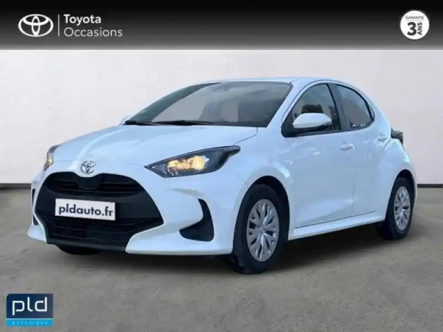 Toyota Yaris 120 vvt-i dynamic 5p my22