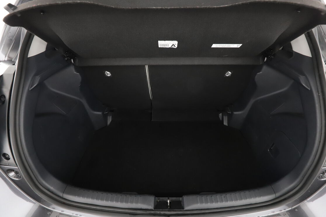 Toyota Yaris 1.5 Hybride Iconic — photo 16
