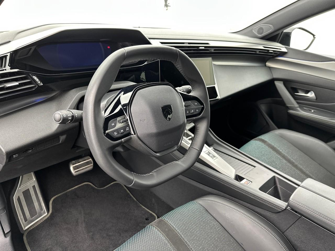 Peugeot 308 electrique 54 kwh 156ch gt — photo 8